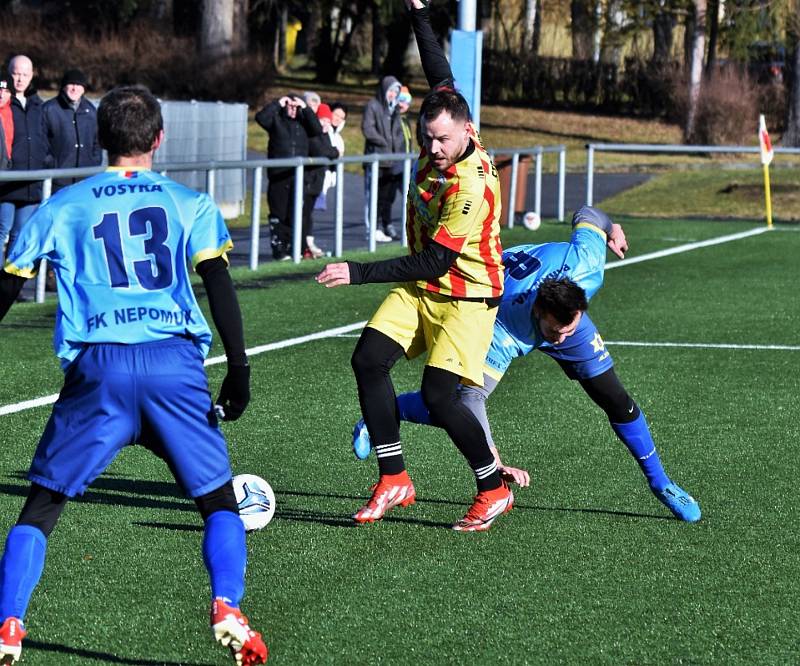 Přípravný fotbal: Junior Strakonice - Nepomuk 6:2 (4:0).