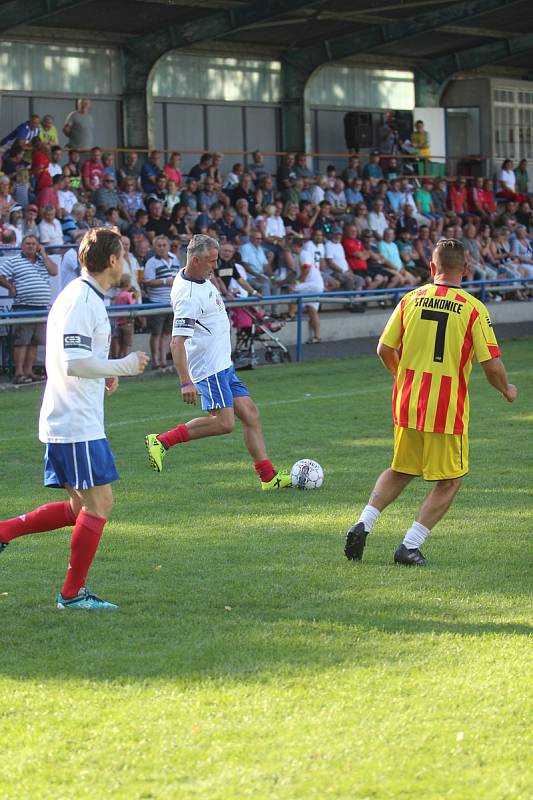 Z utkání Strakonice ČFL - Internacionálové 4:5 (penalty 5:4).