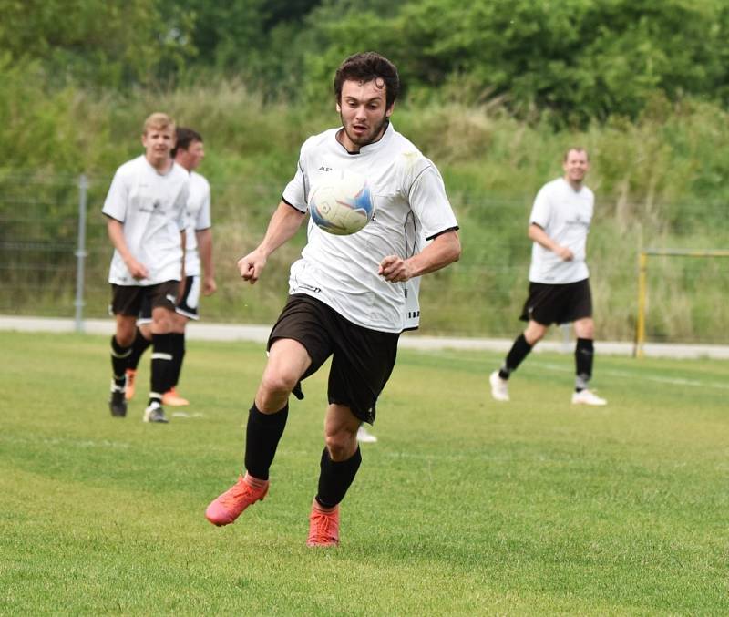 III. třída Strakonicka: Cehnice B - Čestice 0:4 (0:1). Foto: Jan Škrle