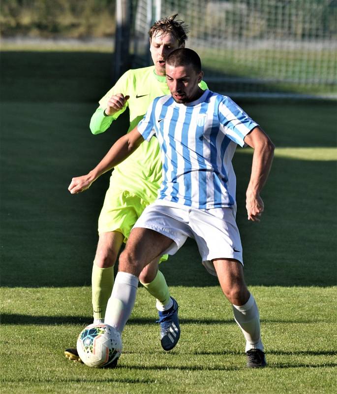 Fotbalový KP: Osek - Rudolfov 2:1.