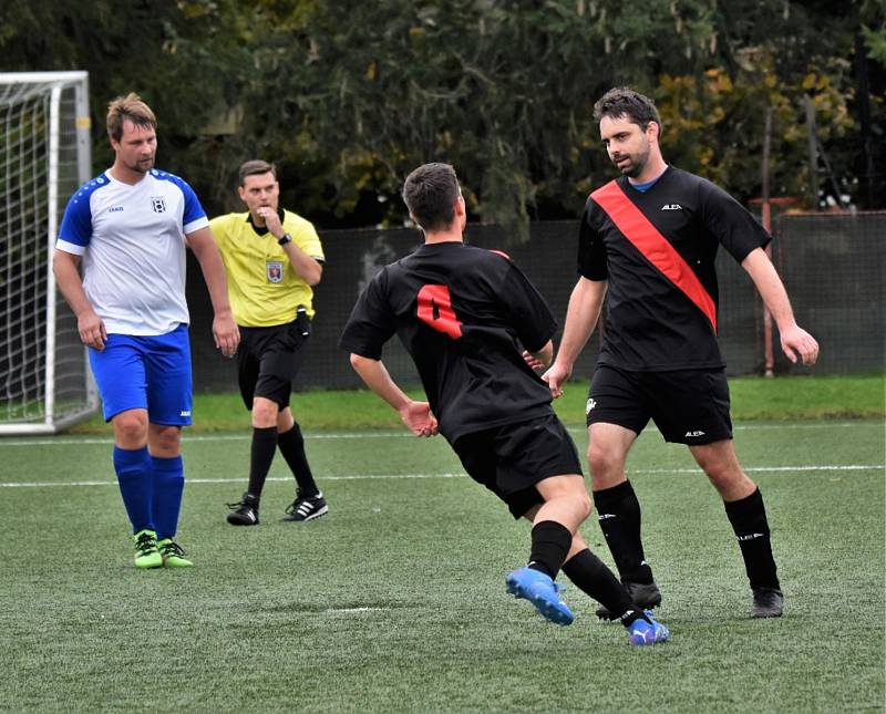 Fotbalový KP: Junior Strakonice - AL-KO Semice 2:2 (0:1).