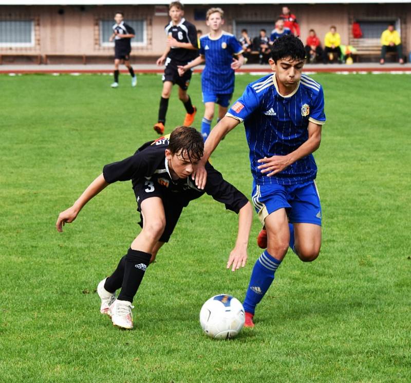 Česká divize U15: Junior Strakonice - Motorlet Praha 3:6 (3:1).