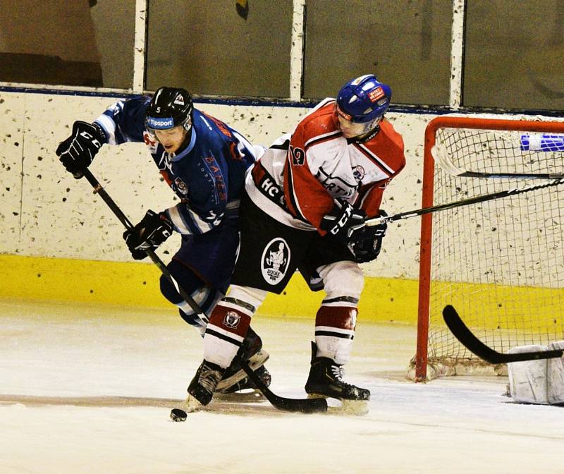 Hokejová Krajská liga: HC Strakonice -  OLH Spartak Soběslav 3:4.