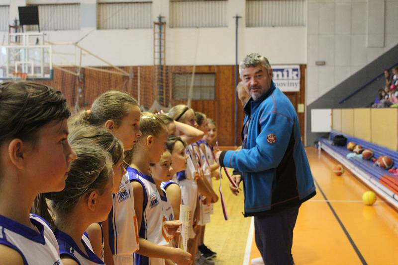 Superfinále zakončilo ročník Školské ligy v basketbale.