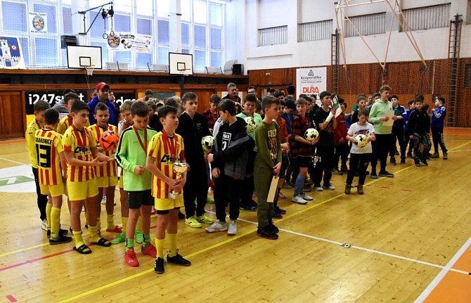 Pohár OFS Strakonice mladších žáků v halovém fotbale.