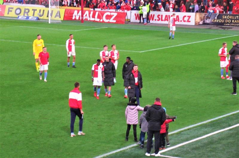 Fanoušci Slavie opět vyrazili do Edenu. Odvezli si i ocenění.