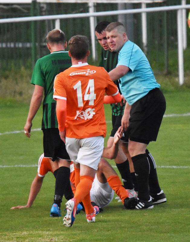 Fotbalová divize: Rokycany - Katovice 1:0.