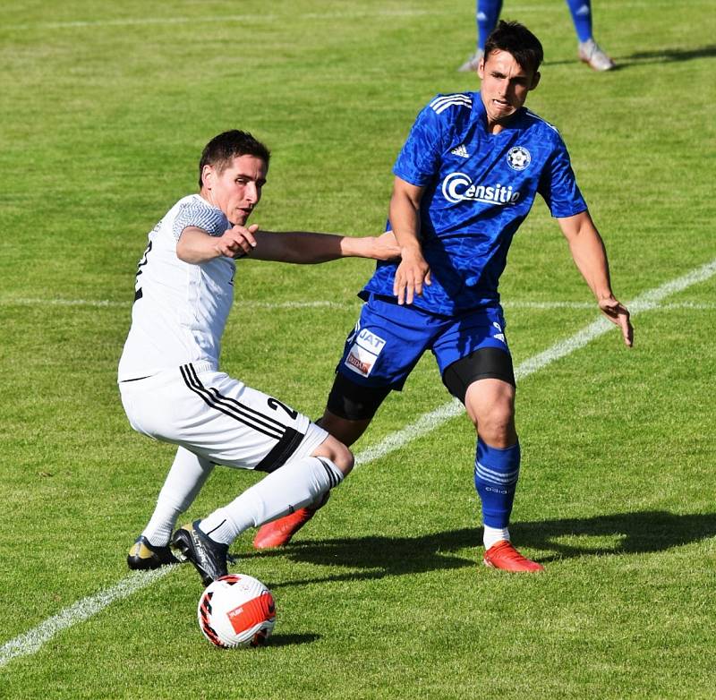 Fotbalová divize: Soběslav - Katovice 3:0 (2:0). Foto: Jan Škrle