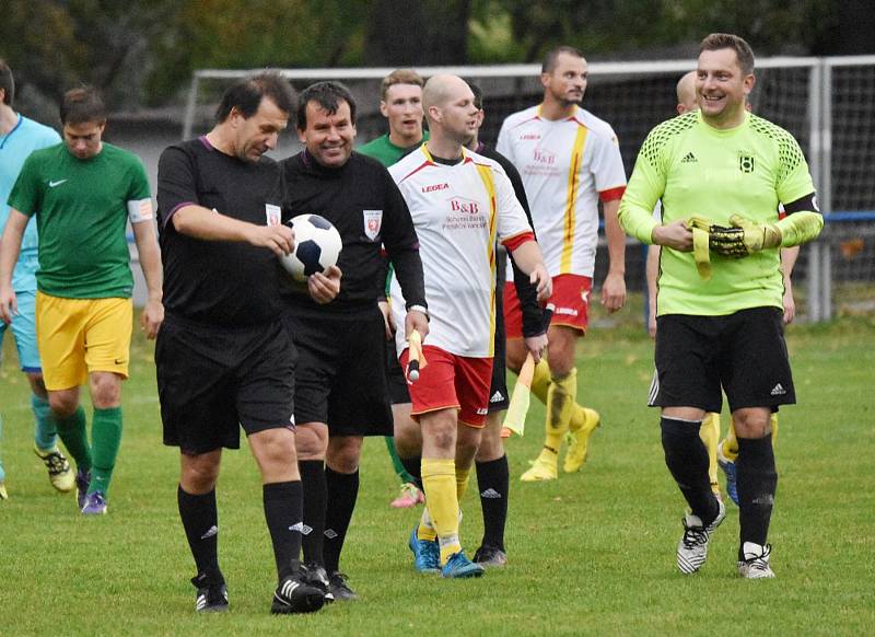 Fotbalisté Junioru Strakonice doma v derby porazili Prachatice 2:0.