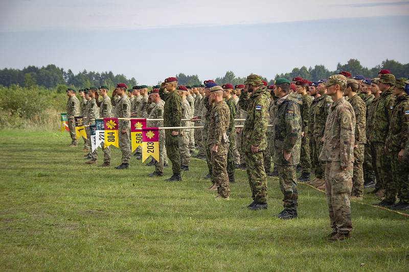 Mezinárodní prostředí eFP BG Litva umožňuje spolupráci vojáků různých národností, zejména pak s vojáky hostitelské země.