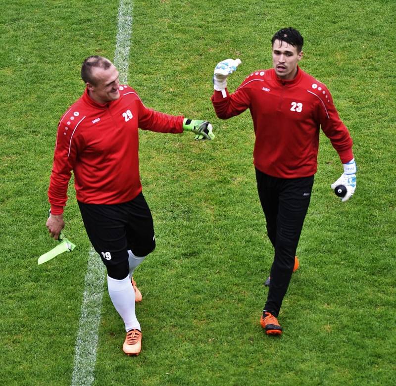 Fotbalový KP: Osek - Junior Strakonice 2:1 (2:0).