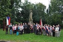 V pátek 6.července se sešli lidé a zástupci tří církví ve Strakonicích v Rennerových sadech, aby společně uctili památku mistra Jana Husa, který byl upálen před 603 lety.