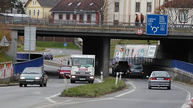 Viadukt u strakonického nádraží.