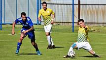 Fotbalová divize: Katovice - Jindřichův Hradec 1:0 (1:0).