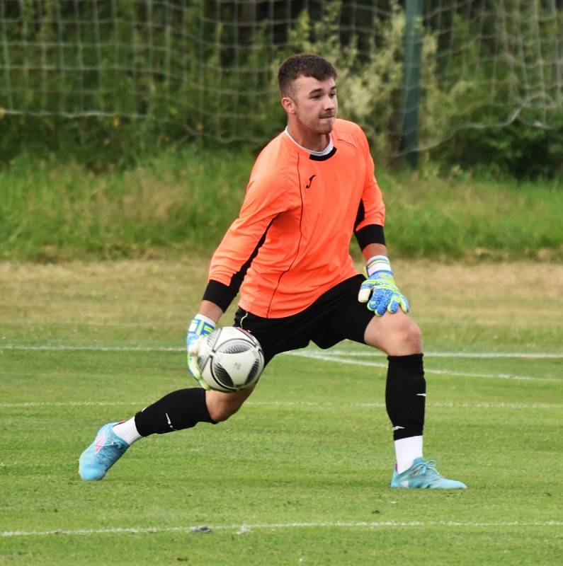 Přátelský fotbal: Sokol Bavorov přípravky 1999 - 2007 - FC Písek st. dorost 8:5.