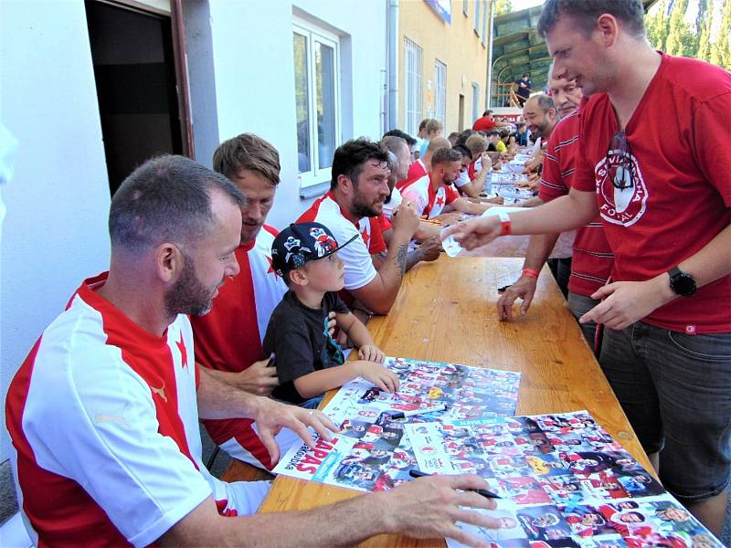 Ve Strakonicích se hrál fotbal pro Jakoubka Jandu.