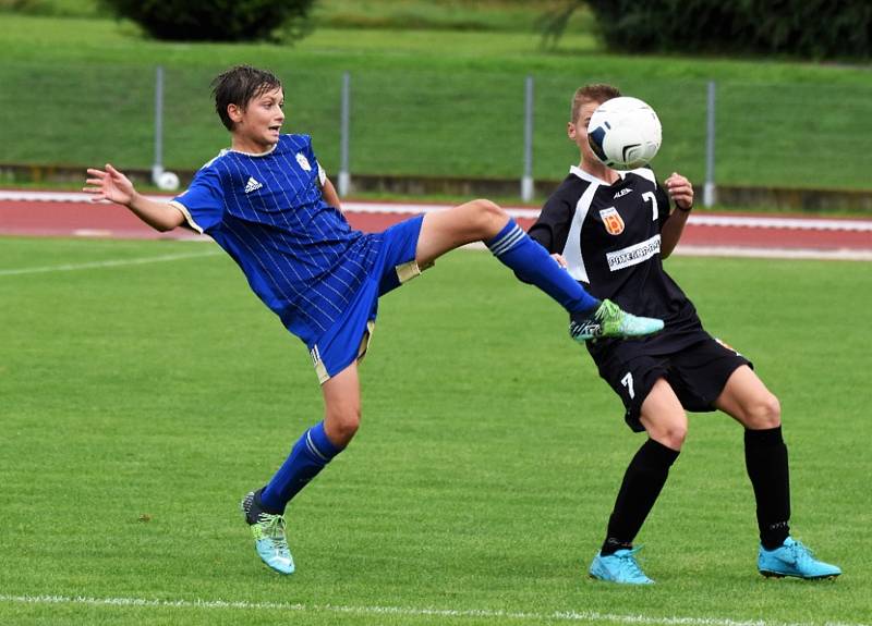 Česká divize U15: Junior Strakonice - Motorlet Praha 3:6 (3:1).