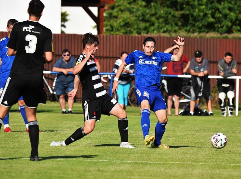 Fotbalová divize: Otava Katovice - Dynamo ČB B 0:3 (0:2).