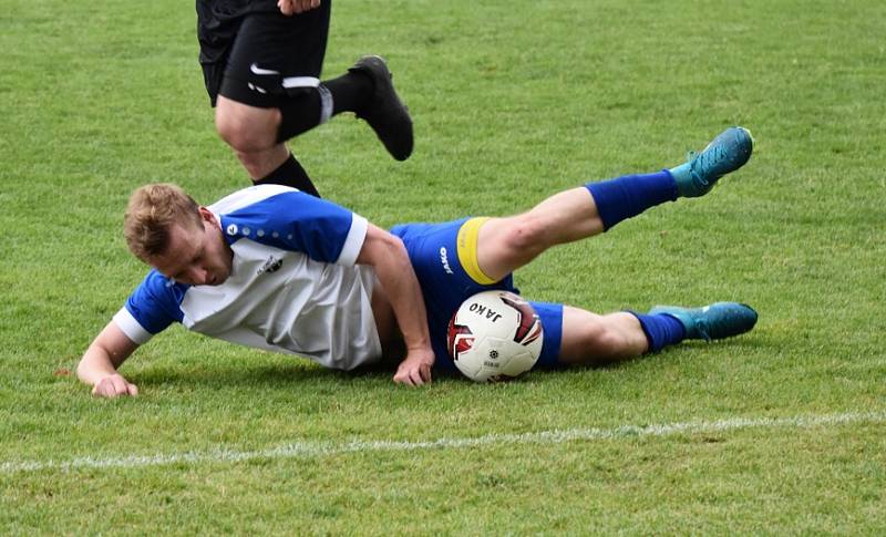 Fotbalový KP: Junior Strakonice - Olešník 0:1 (0:0).