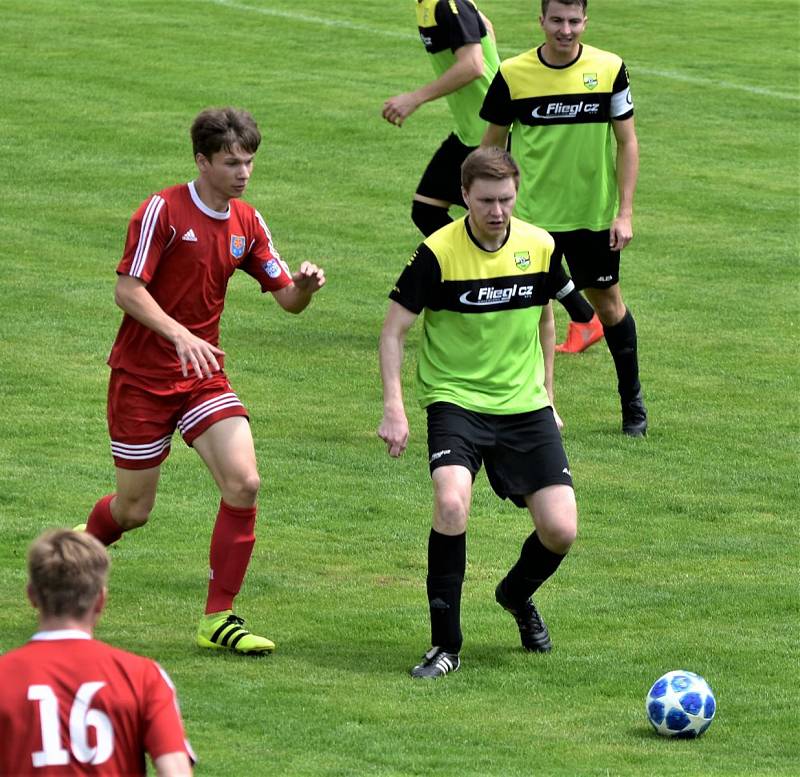 Fotbalový krajský přebor: Osek - Třeboň 0:4.