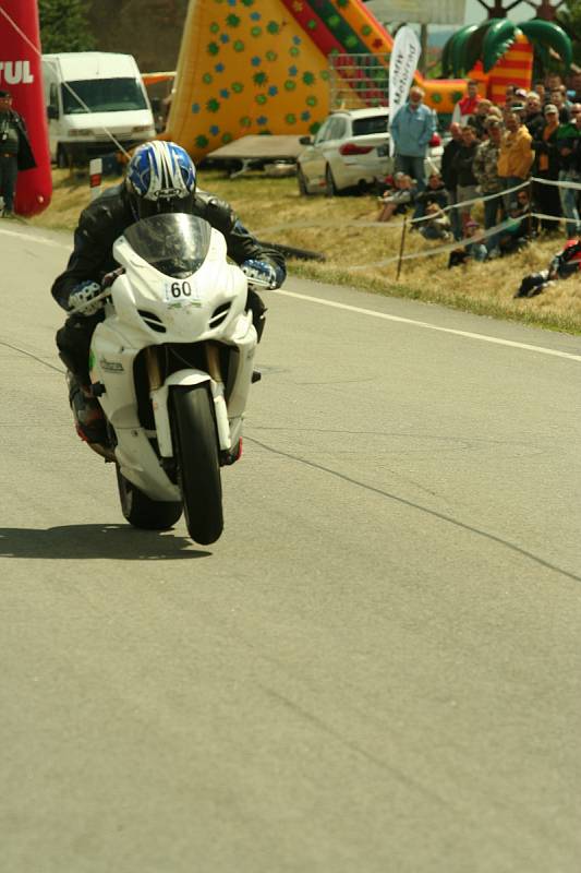 Vodňany - Na rovince u obce Pražák se v sobotu konal 18. ročník Motosprintu.