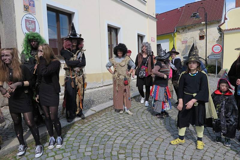 Slet čarodějnic v Radomyšli.