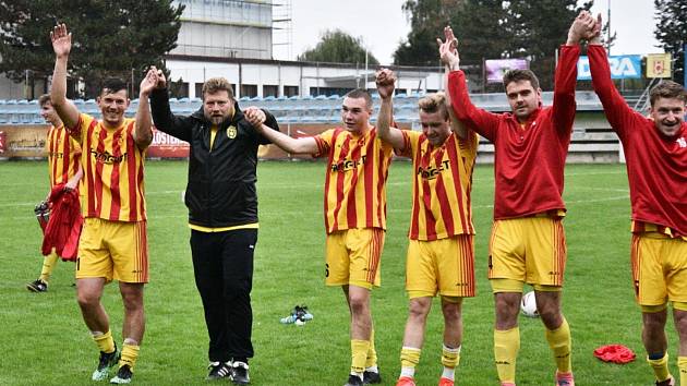 Fotbalový KP: Junior Strakonice - Sokol Sez. Ústí 2:0.