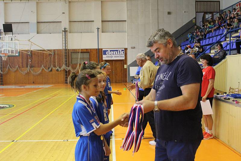 Superfinále zakončilo ročník Školské ligy v basketbale.