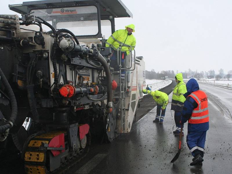 Začátek prací na vodňanské obchvatu špatné počasí nijak neovlivnilo