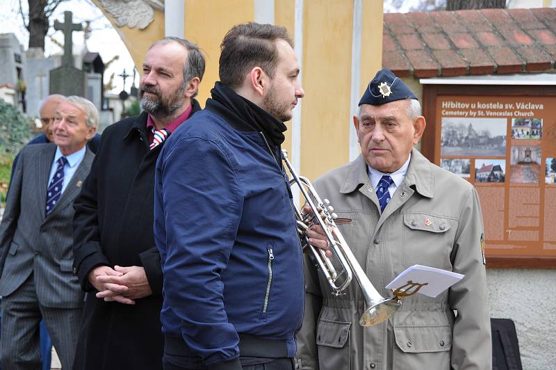 Den válečných veteránů a sté výročí ukončení první světové války si město připomnělo v 11 hodin