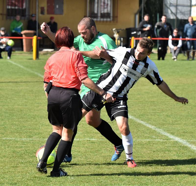 Fotbalová I.B třída: Dražejov - Prachatice B 5:0.