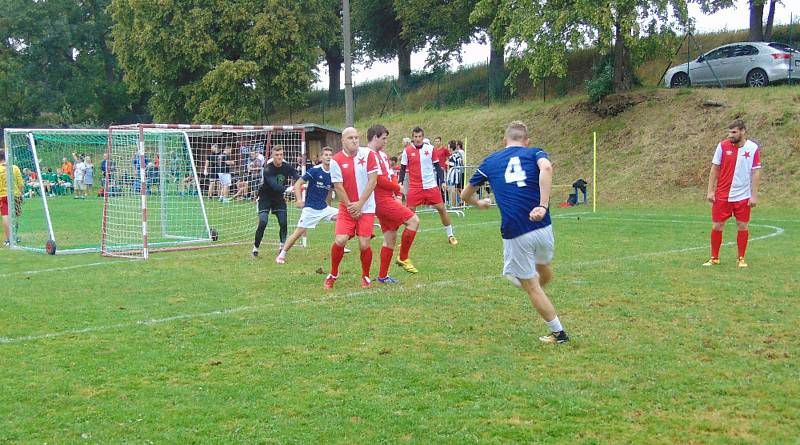 Přátele Slávie Praha byli v na 18. setkání odboček v Kardašově Řečici.