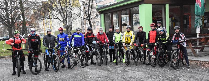 Strakoničtí cyklisté vítali Nový rok vyjížďkou.