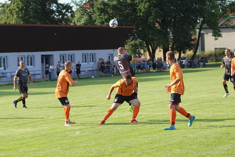 OP Strakonicka: Čičenice - Štěkeň 4:2.