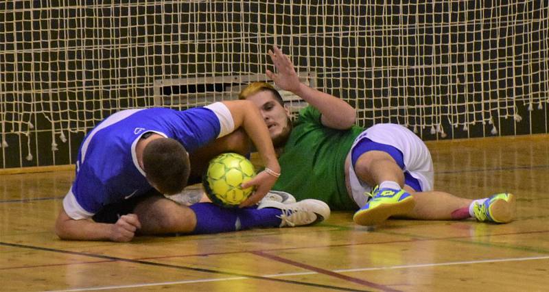 Vodňanská liga: Se-šlost - Sokolská louka 3:4.