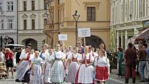 Mělník ožil letos již po jedenadvacáté folklórním festivalem Mělnický Vrkoč, který každý rok nabízí pestrou škálu lidových tradic z různých koutů republiky.