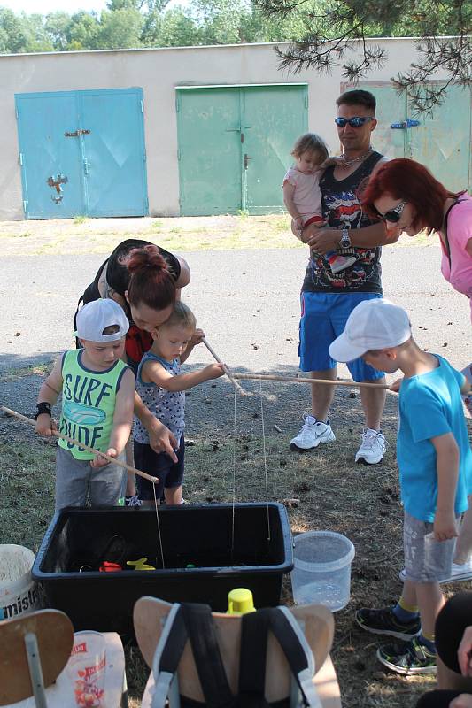 Městská policie Neratovice připravila společně s městem a dalšími organizacemi krásný dětský den.