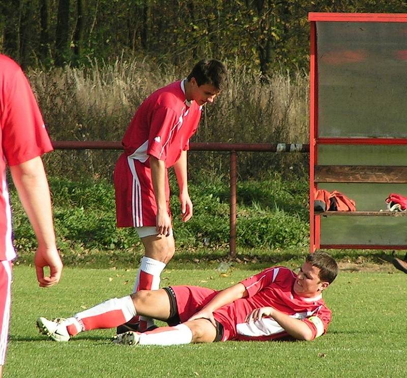 Lužec (v zeleném) - Luštěnice (1-0)