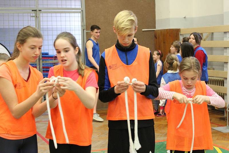 Trénink s olympionikem na mělnické Základní škole Jindřicha Matiegky v Pražské ulici.