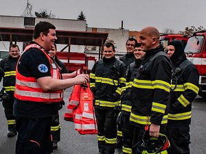 Poslední směna Petra Jandy u mělnických hasičů.