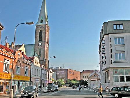 Bude náměstí končit u sídla části radnice, nebo až u Jodlovy ulice?