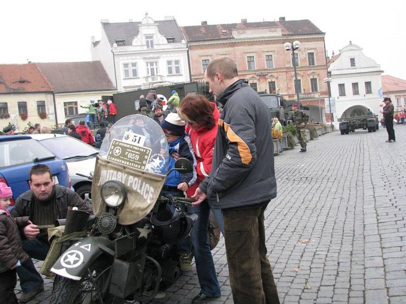 Vojenská technika zaujala děti  i dospělé.