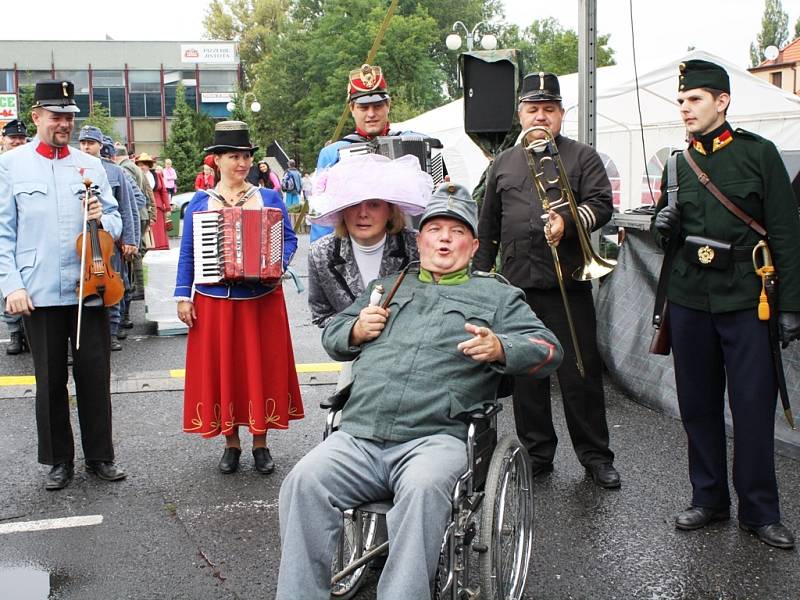 Neratovický Salon 2014 byl věnován vzpomínce na padlé hrdiny z první světové války.