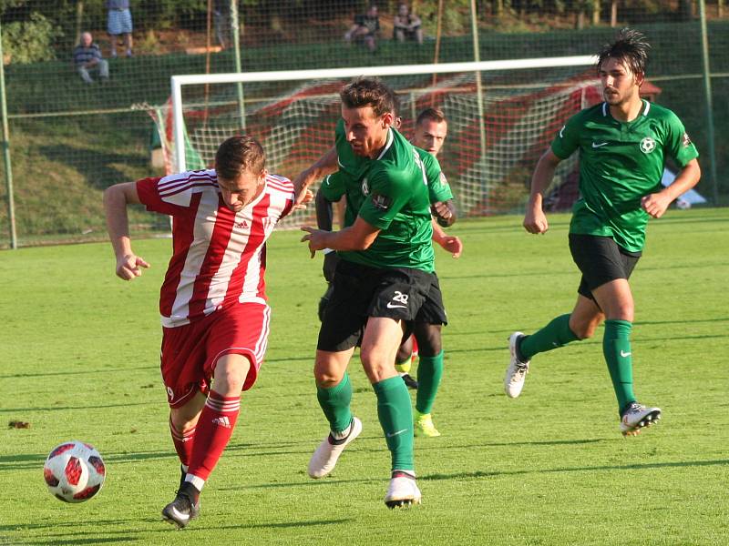 MOL Cup: Zápy - Příbram (v zeleném) 1:4.