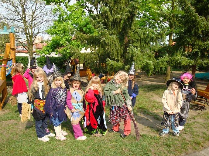 Čarodějnice v mělnické mateřské škole Pohádka.