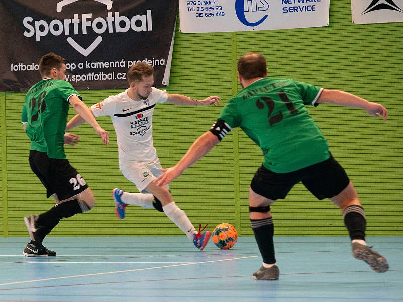 1. Futsal liga, 17. kolo: Olympik Mělník (bílé dresy) - Démoni Česká Lípa (3:2)