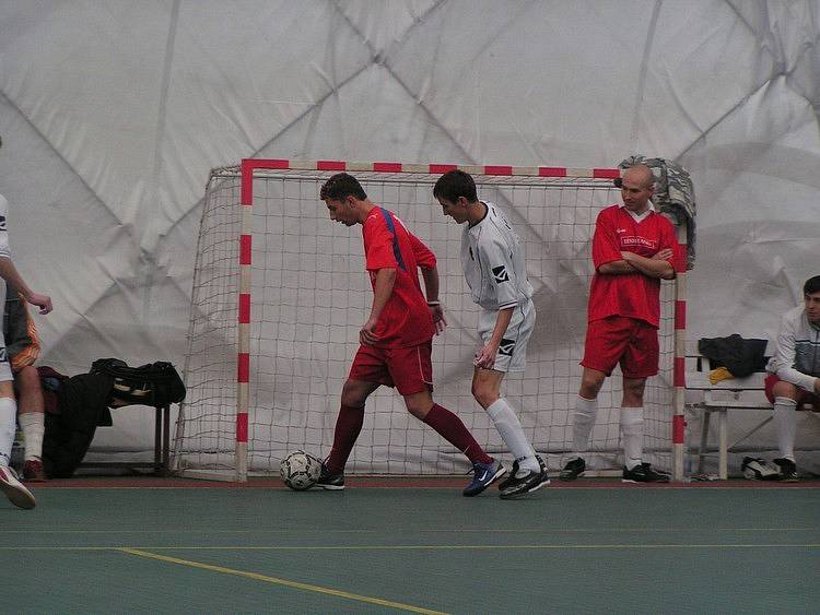 V jednom z mnoha utkání druhého hracího dne okresní ligy porazil Galacticos Velký Borek řepínské Partyzány 1:0.