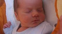 Dominik Kindl se rodičům Monice a Tomášovi ze Stránky narodil 3. května 2012, vážil 3,10 kg a měřil 49 cm.