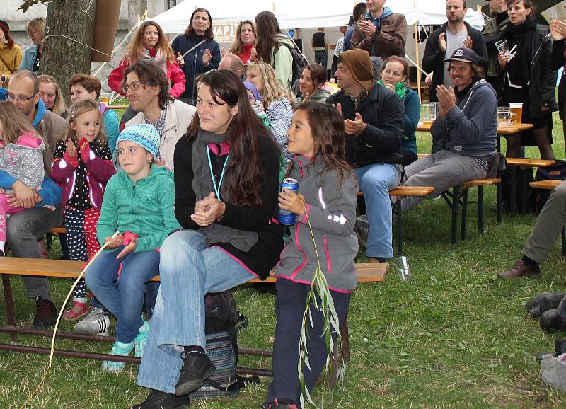 Svůj osmnáctý ročník festivalu (nejen) amatérského divadla „Za vodou“ přichystali kralupští divadelníci na sobotu 23. června.