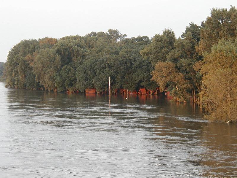 Povodeň v roce 2002 na Mělnicku – Kralupy nad Vltavou.